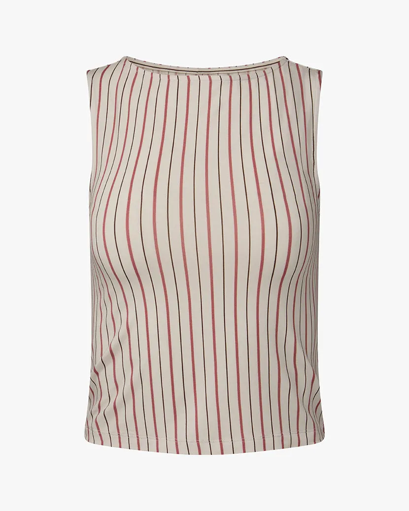 Boatneck Tank