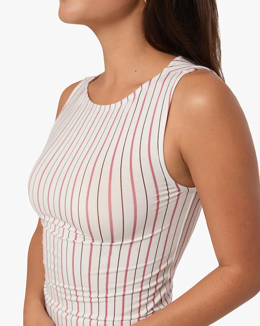 Boatneck Tank