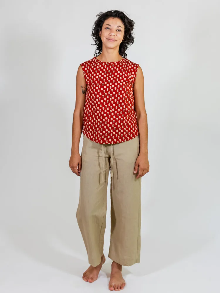 Millie Muscle Tee - Micro Floral Red