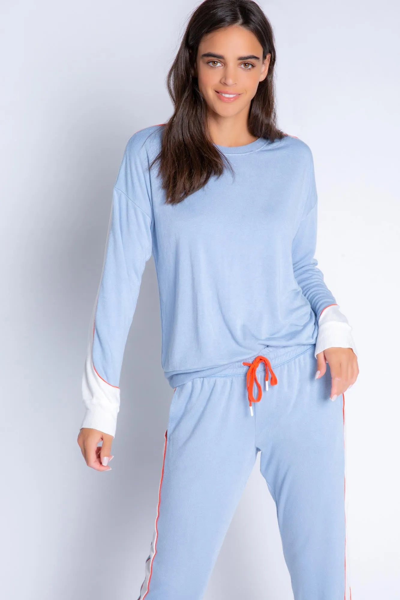 ROLLER DERBY LOUNGE SET